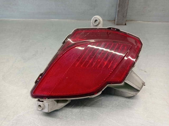 Lanterna de nevoeiro traseira direita KD7751650A MAZDA