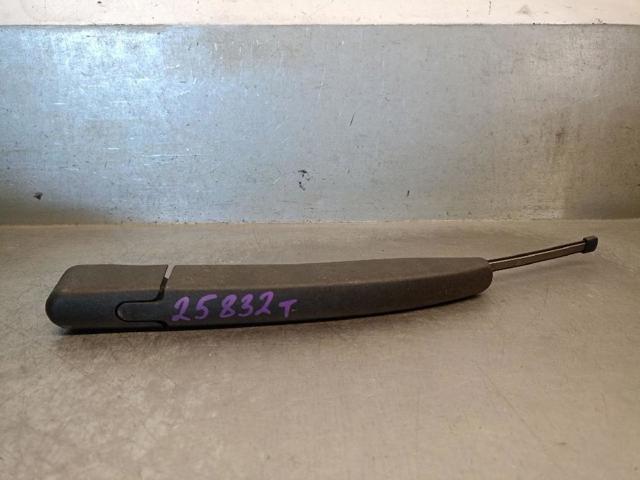 Braço de limpa-pára-brisas de vidro traseiro L1TB17406AA FORD