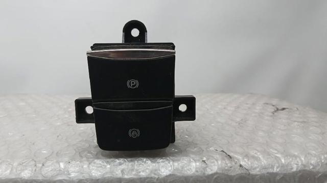 LB5T2B623AAW Ford
