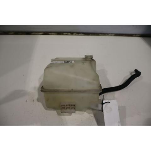 Tanque de expansão do sistema de esfriamento LFB715350A MAZDA