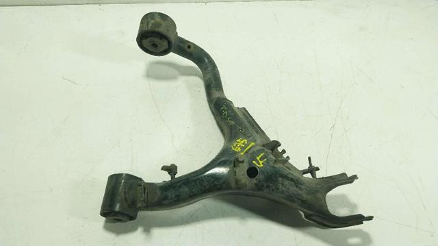 Braço oscilante superior direito de suspensão traseira LR010523 LAND ROVER