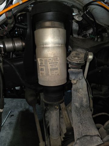 Amortecedor dianteiro LR016414 LAND ROVER