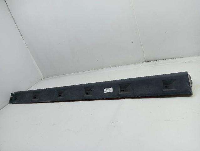 Placa sobreposta (moldura) externa direita de acesso LR018175 LAND ROVER