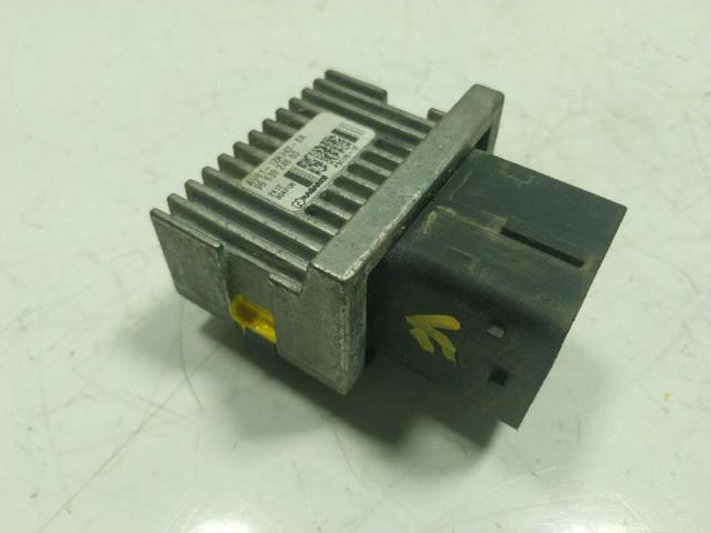 LR019011 Land Rover