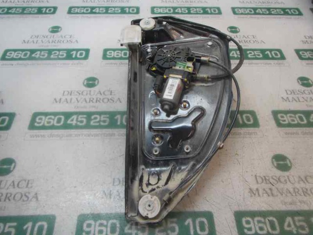 Mecanismo de acionamento de vidro da porta traseira esquerda LR019661 LAND ROVER