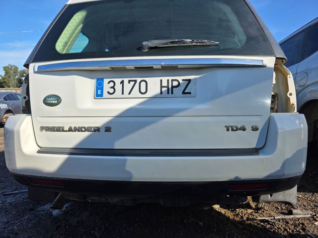 Pára-choque traseiro LR025844 LAND ROVER