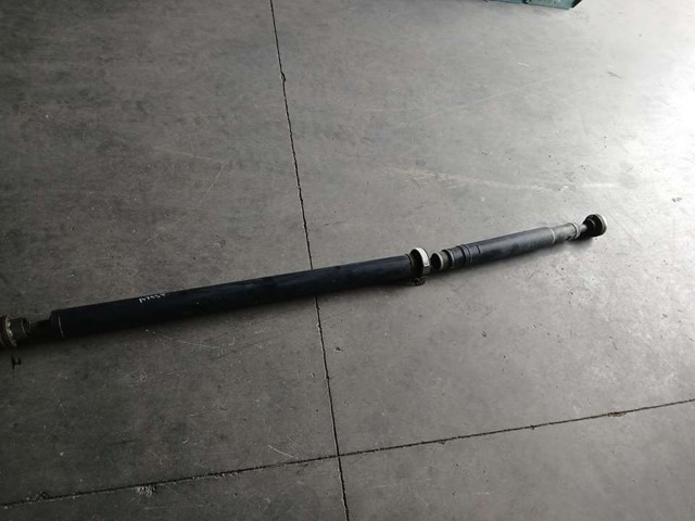 Junta universal traseira montada LR031394 LAND ROVER