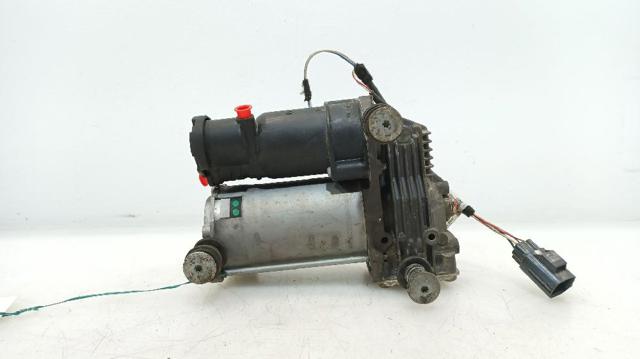 LR044016 Land Rover