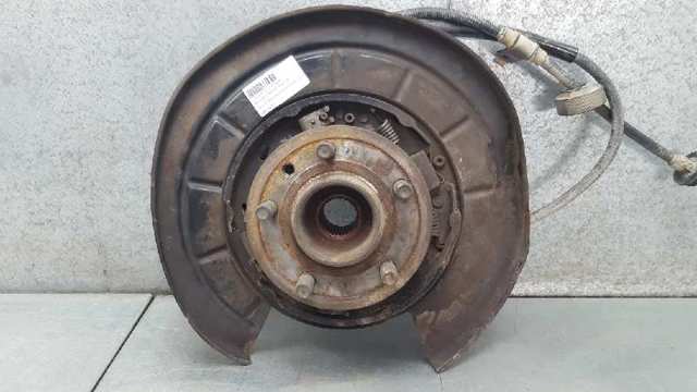Pino moente (extremidade do eixo) traseiro direito LR045822 LAND ROVER