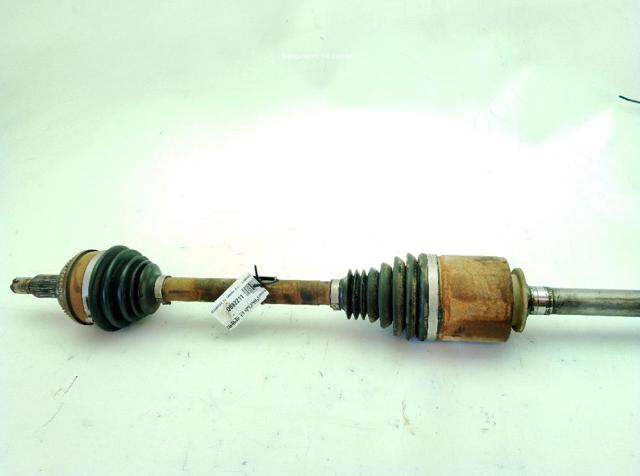 Semieixo (acionador) dianteiro esquerdo LR072069 LAND ROVER