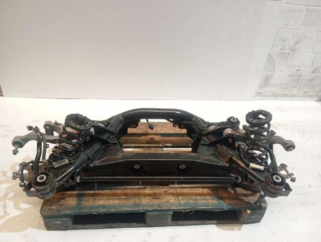 Viga de suspensão traseira (plataforma veicular) LR078717 LAND ROVER