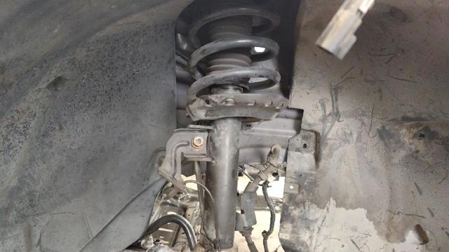 Amortecedor dianteiro direito LR116116 LAND ROVER