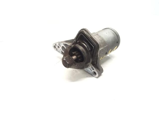 Motor de arranco M000T32171 NISSAN