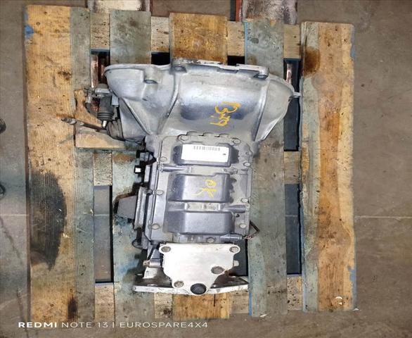 Caixa de Mudança montada (caixa mecânica de velocidades) M011S5A001 MITSUBISHI