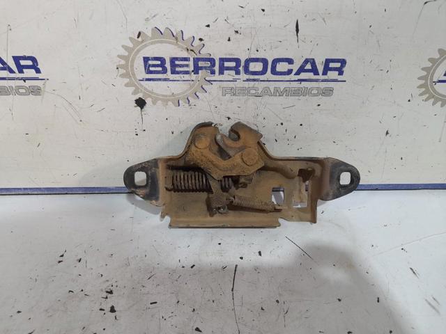 Fecho da capota Mitsubishi Pajero I L04G, L14G ao melhor preço