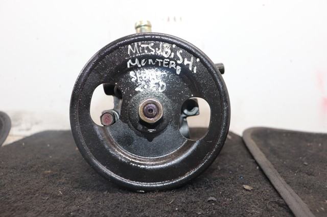 Bomba da Direção hidrâulica assistida MB501385 MITSUBISHI
