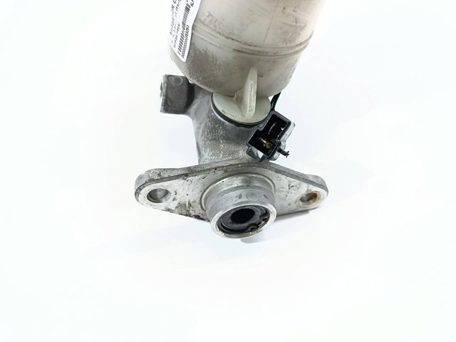 MB699830 Mitsubishi