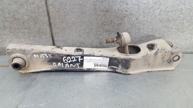 Braço oscilante superior esquerdo de suspensão dianteira MB912505 MITSUBISHI