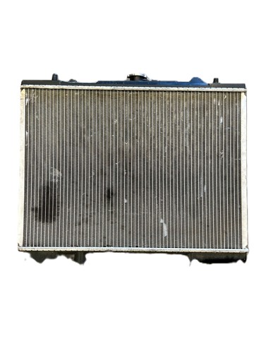 Radiador de esfriamento de motor MB925638 MITSUBISHI