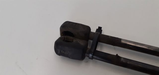 Amortecedor de tampa de porta-malas (de 3ª/5ª porta traseira) MB927791 MITSUBISHI