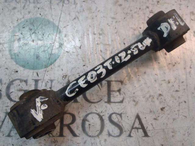 Barra transversal de suspensão traseira MN100109 MITSUBISHI