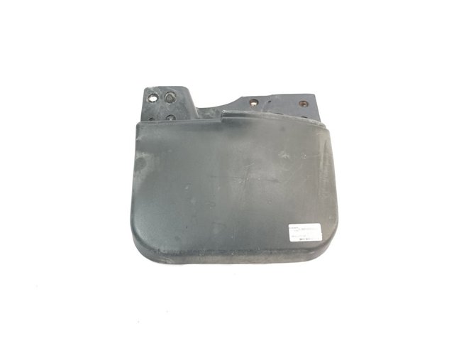 Protetor de lama dianteiro direito MR109284 MITSUBISHI
