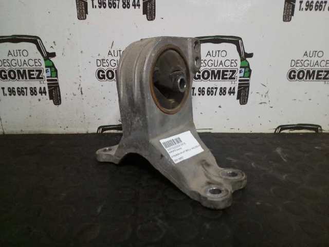 Coxim (suporte) esquerdo de motor MR198557 MITSUBISHI
