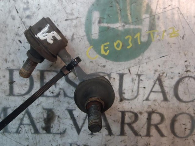 Montante esquerdo de estabilizador dianteiro MR316368 MITSUBISHI