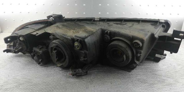 Luz esquerda Mitsubishi Galant VIII EA ao melhor preço
