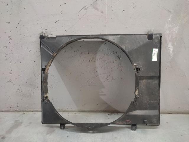 Conduto de ar (defletor) do radiador MR404894 MITSUBISHI