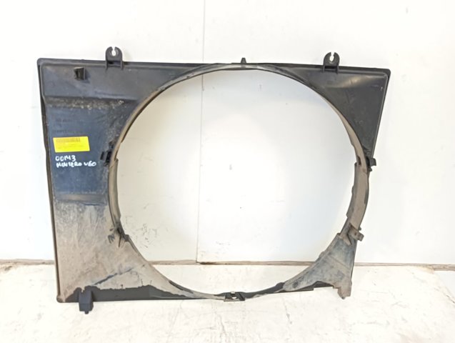 Conduto de ar (defletor) do radiador MR404894 MITSUBISHI