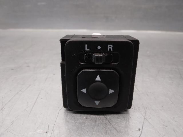 Unidade de controlo dos espelhos de retrovisão, na porta MR417977 MITSUBISHI