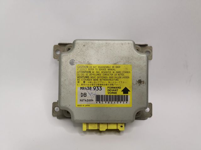 MR438933 Mitsubishi