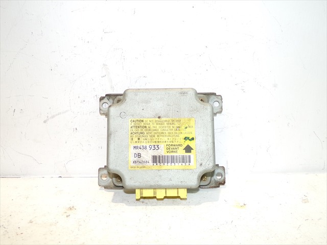 MR438933 Mitsubishi