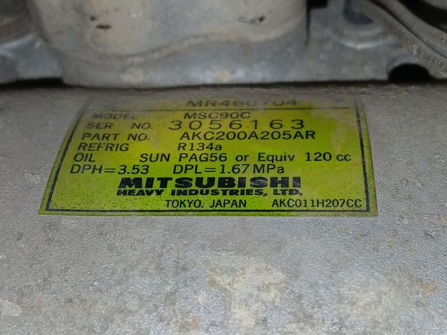 Compressor de aparelho de ar condicionado MR460704 MITSUBISHI
