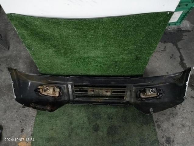 Pára-choque dianteiro Mitsubishi Pajero H60, H70 ao melhor preço