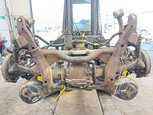 Viga de suspensão traseira (plataforma veicular) Mitsubishi Pajero III V70 ao melhor preço