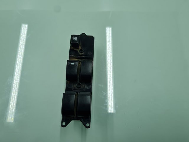 Unidade de botões dianteira esquerda de controlo de elevador de vidro MR587952 MITSUBISHI