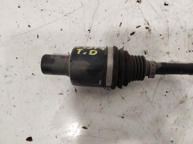 Semieixo traseiro P68287864AB CHRYSLER