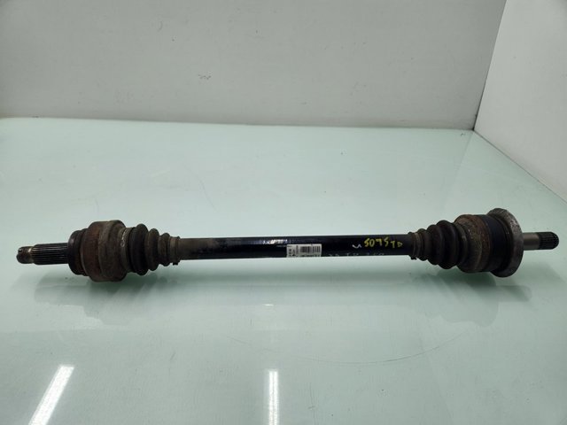 P756412701 BMW