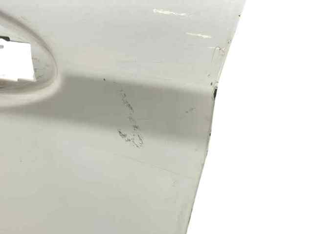 Porta dianteira esquerda P8A61A20125KA FORD
