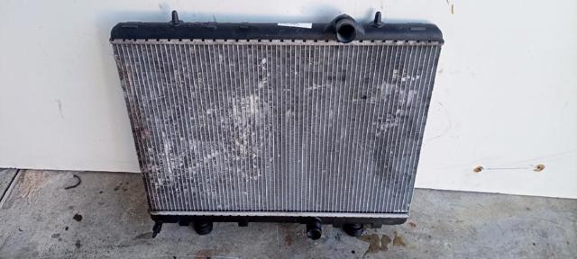 Radiador de esfriamento de motor P9645586980 PEUGEOT