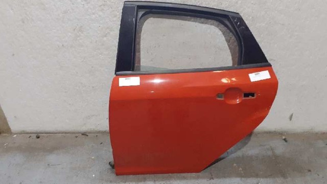 Tampa de porta-malas PBM51A24631BF FORD