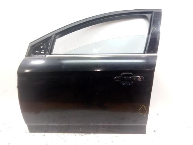 Porta dianteira esquerda PBS71A20125AC FORD