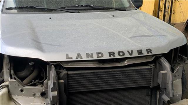 PCC000320 Land Rover