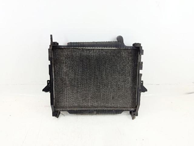 Radiador de esfriamento de motor PCC500300 LAND ROVER