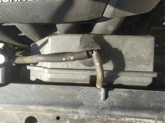 Tanque de expansão do sistema de esfriamento PE0115351A MAZDA