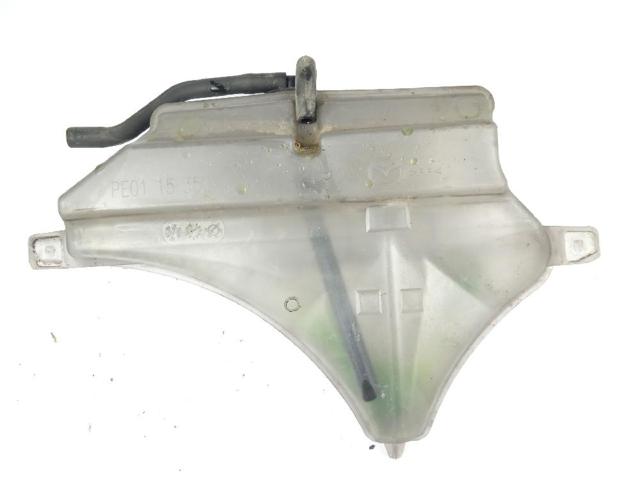 Tanque de expansão do sistema de esfriamento PE0115351A MAZDA