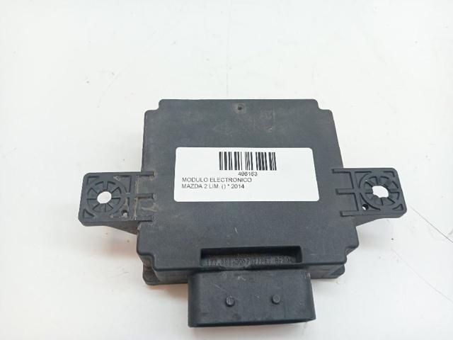 PE0318572 Mazda