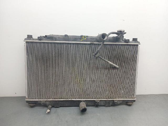 Radiador de esfriamento de motor PE1115200B MAZDA